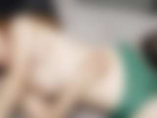 Live cam show with RosauraGalam - Brown Hair on Camsoda