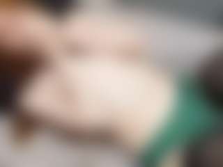 Live cam show with RosauraGalam - Facial on Camsoda Late Night