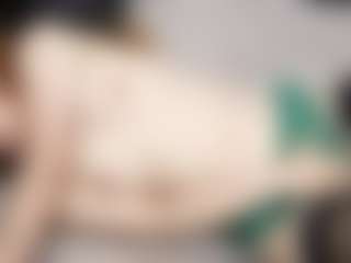 RosauraGalam's Live Sex Cam Show