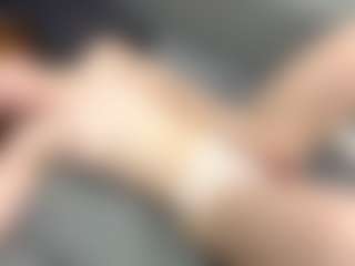 Live cam show with RosauraGalam - Facial on Camsoda