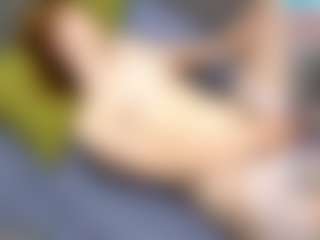Live cam show with RosauraGalam - Granny on Milf Play