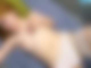 Live cam show with RosauraGalam - Amateur on Camming Site
