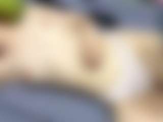 RosauraGalam's Live Sex Cam Show