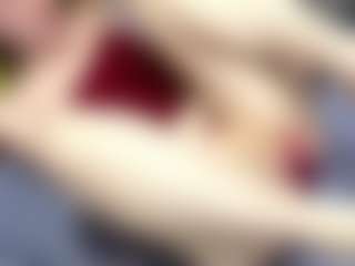 Live cam show with RosauraGalam - Ebony Teen (18+) on Mixed Magazine Live