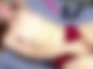 Live cam show with RosauraGalam - Upskirt on Chatstar