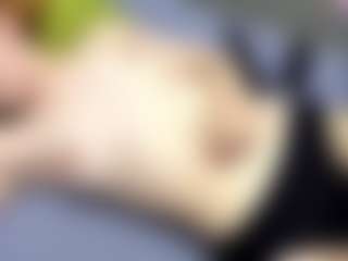 Live cam show with RosauraGalam - Red Hair Squirt on CamClone