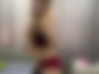 Live cam show with RosauraGalam - Upskirt on Uber Horny