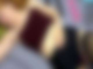 Live cam show with RosauraGalam - Brown Hair on fapnchat