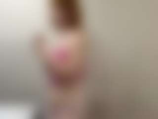 Live cam show with RosauraGalam - Red Hair on sexytreat.net