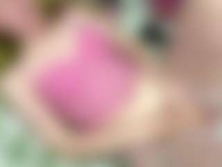 Live cam show with RosauraGalam - Public Red Hair on fapnchat