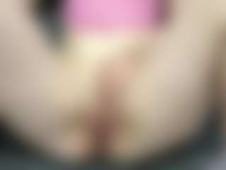 RosauraGalam's Live Sex Cam Show