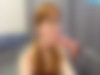 Live cam show with RosauraGalam - Red Hair Lush on Lustler