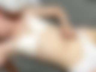 RosauraGalam's Live Sex Cam Show