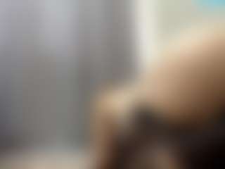 RosauraGalam's Live Sex Cam Show