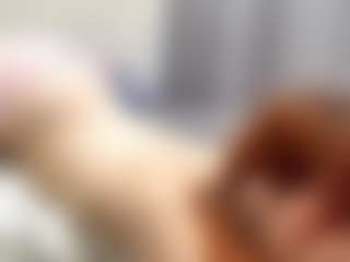 Live cam show with RosauraGalam - Bedroom Black on sexylive.show