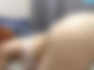 Live cam show with RosauraGalam - Public Red Hair on Instabang