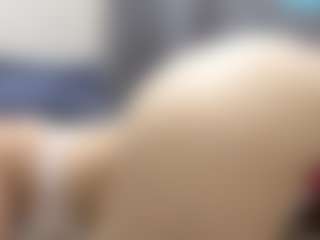 Live cam show with RosauraGalam - Thin on Camsoda