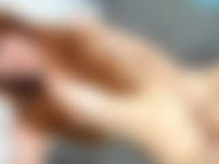 RosauraGalam's Live Sex Cam Show