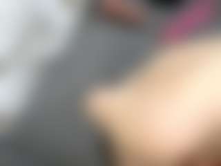RosauraGalam's Live Sex Cam Show