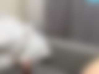 Live cam show with RosauraGalam - Public Brown Hair on Camsoda