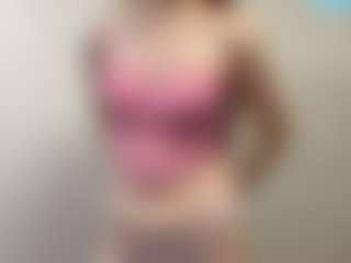 Live cam show with RosauraGalam - Red Hair Young Adult on Camsoda