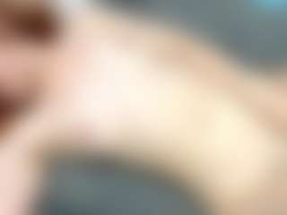 Live cam show with RosauraGalam - Red Hair Teen (18+) on Camsoda
