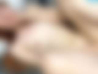 Live cam show with RosauraGalam - Bedroom Black on nudelive.tv