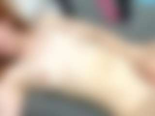 RosauraGalam's Live Sex Cam Show