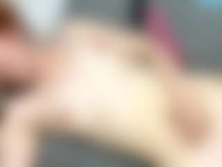 Live cam show with RosauraGalam - Red Hair Teen (18+) on xDating