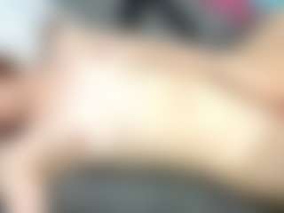 Live cam show with RosauraGalam - Average on sexylive.show
