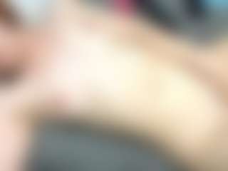 RosauraGalam's Live Sex Cam Show