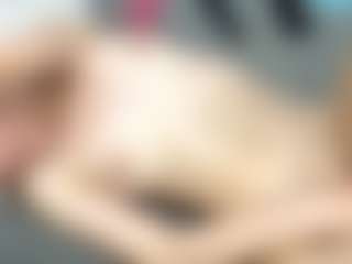 RosauraGalam's Live Sex Cam Show