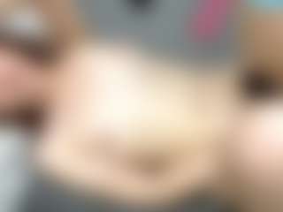 RosauraGalam's Live Sex Cam Show