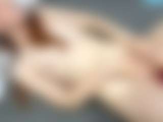 RosauraGalam's Live Sex Cam Show