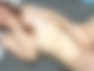 RosauraGalam's Live Sex Cam Show