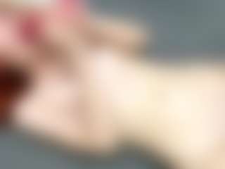 RosauraGalam's Live Sex Cam Show