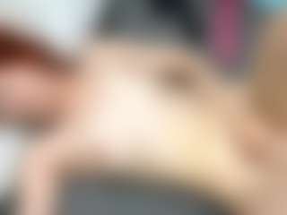 RosauraGalam's Live Sex Cam Show