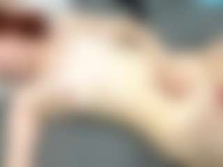 RosauraGalam's Live Sex Cam Show