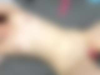 RosauraGalam's Live Sex Cam Show
