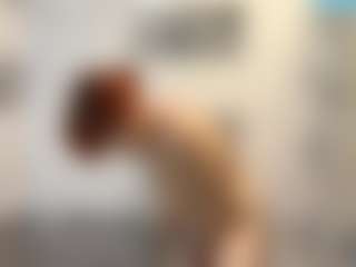 Spettacolo in cam dal vivo con RosauraGalam - Bedroom Red Hair su Camsoda