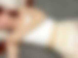 RosauraGalam's Live Sex Cam Show