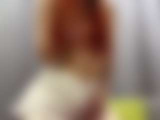 Live cam show with RosauraGalam - Skinny on Camsoda