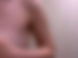 Live cam show with RosauraGalam - Fetish on Dolls Live