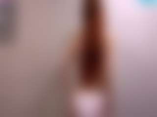 Live cam show with RosauraGalam - Bedroom Ebony on SpankPalCams