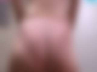 RosauraGalam's Live Sex Cam Show