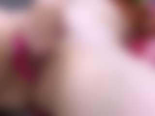 Live cam show with RosauraGalam - Black Young Adult on Soda Cam