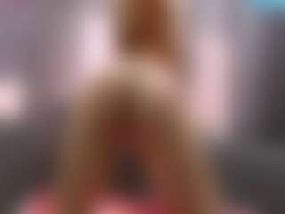 Live cam show with RosauraGalam - Red Hair Young Adult on ObeyMaria