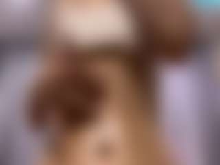 Live cam show with RosauraGalam - Ebony Anal on Fit Hotties