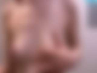 Live cam show with RosauraGalam - Public Ebony on studioflirtlive.com