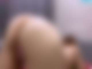Live cam show with RosauraGalam - Thin on x69.live